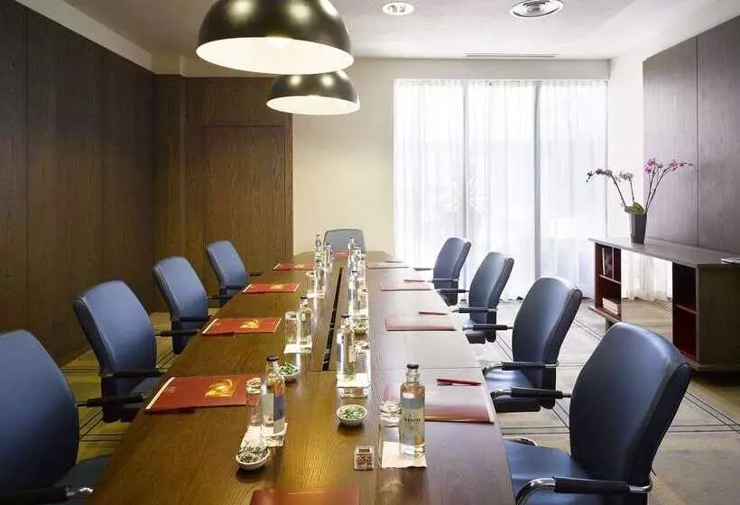 Hotelli Miiro Borneta