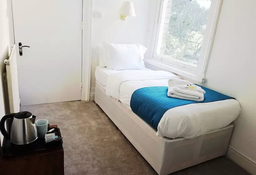 هتل Marine Residence