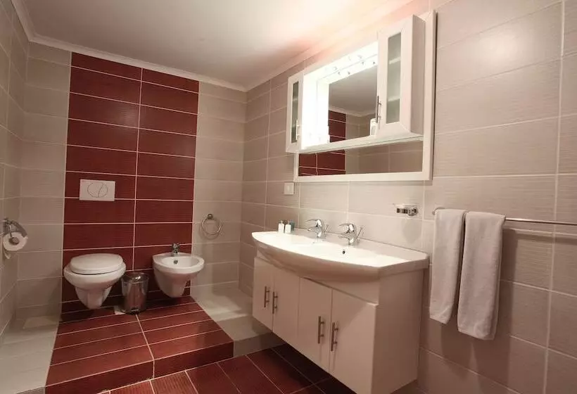 هتل Monoberge Byblos