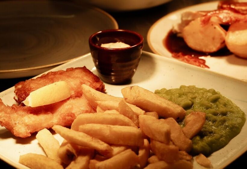 בית מלון כפרי Slaters Country Inn