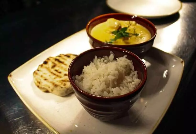 فندق Slaters Country Inn