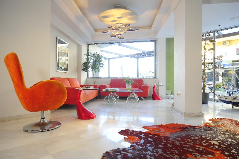 Steris Elegant Beach Hotel & Apartments