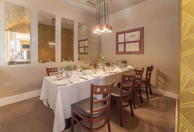 酒店 The Lamplighter Dining ~ Rooms