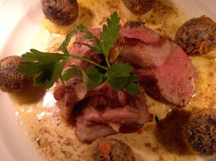 酒店 The Lamplighter Dining ~ Rooms