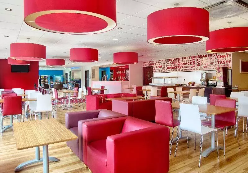 酒店 Travelodge Birmingham Airport