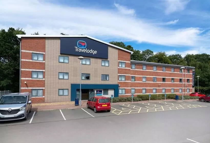 호텔 Travelodge Stafford Central