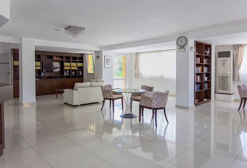 בית מלון כפרי Xidas Garden