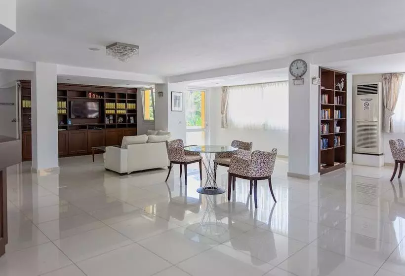 ホテル Xidas Garden