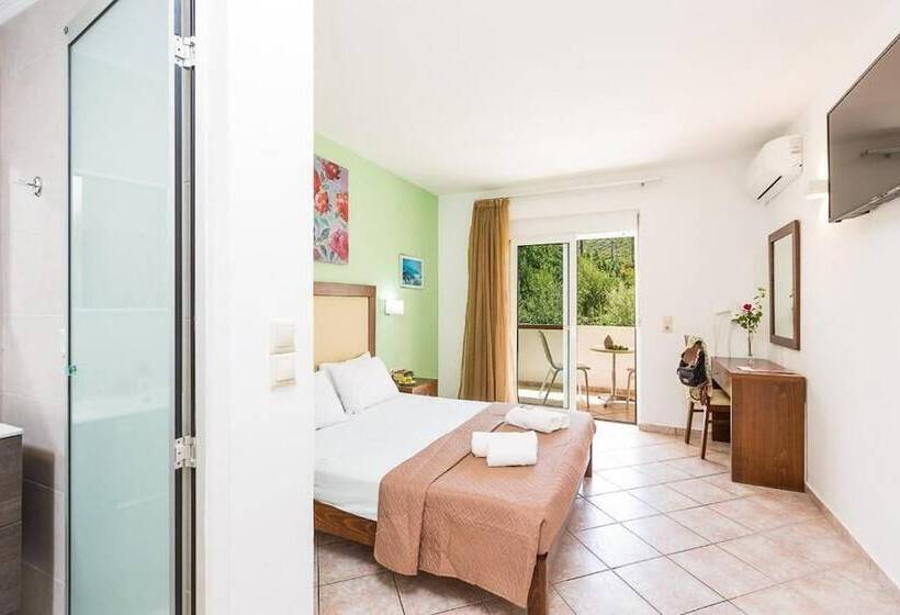 בית מלון כפרי Xidas Garden