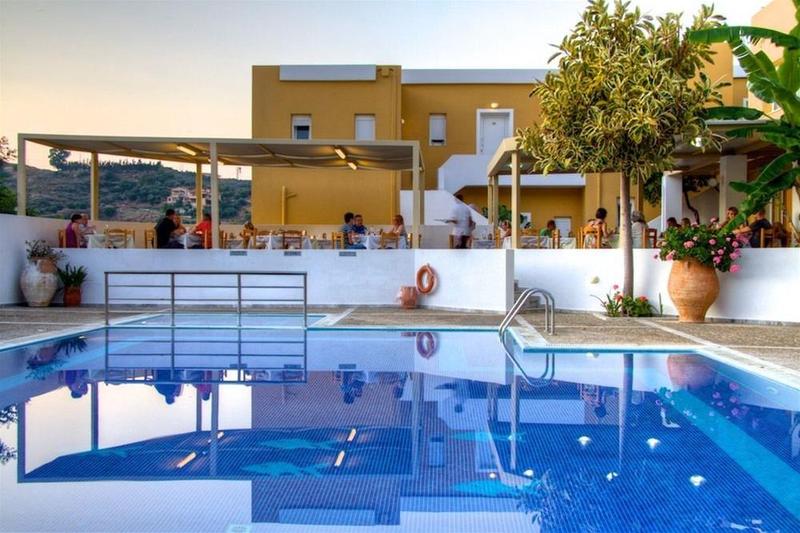 בית מלון כפרי Xidas Garden