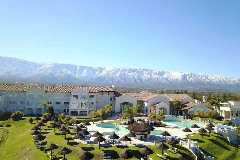 Howard Johnson Hotel Resort Villa De Merlo