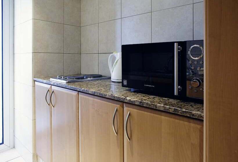 Xpress By Smallville