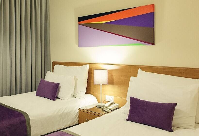 Xpress By Smallville