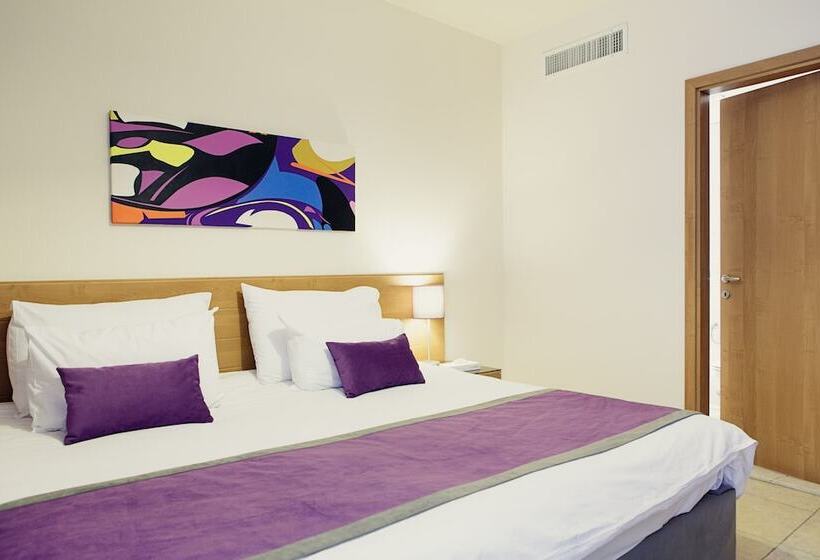 Xpress By Smallville