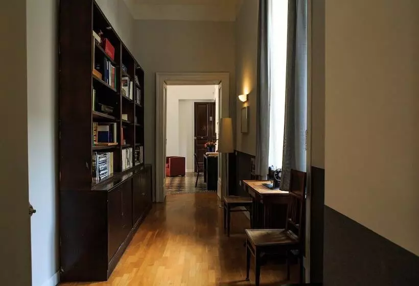 تختخواب و صبحانه Spaccanapoli Comfort Suites