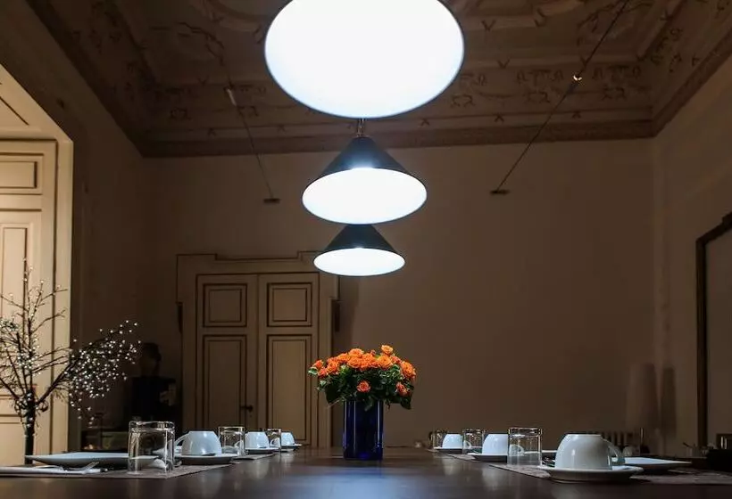 تختخواب و صبحانه Spaccanapoli Comfort Suites