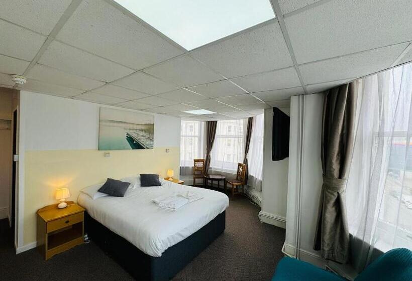 Carlton Court Hotel Eastbourne