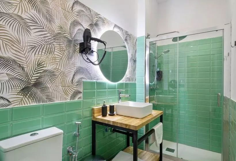 Hostelli Malaga City Suites