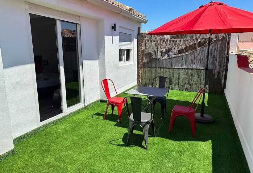 Hostelli Malaga City Suites