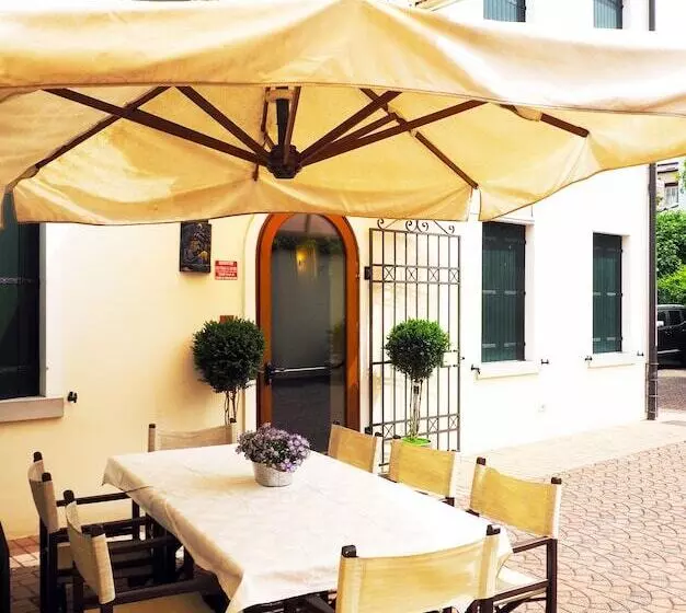 בית מלון כפרי Cris