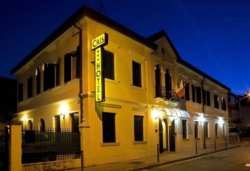בית מלון כפרי Cris