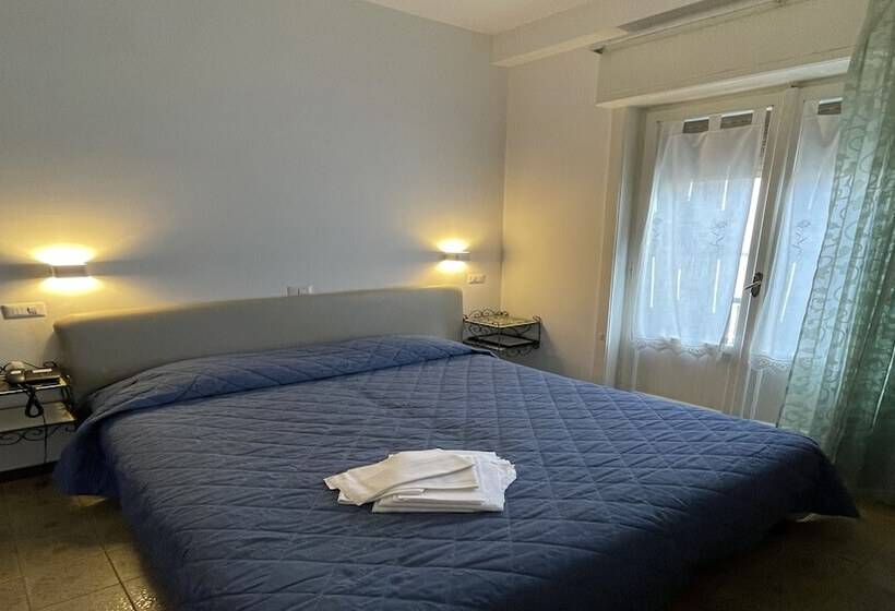 בית מלון כפרי Europa