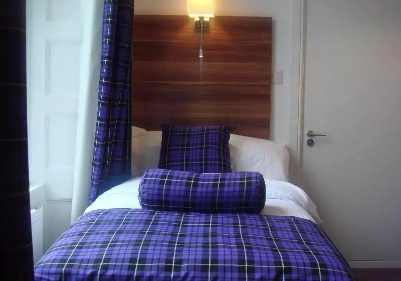 Lomond Airport Hotel