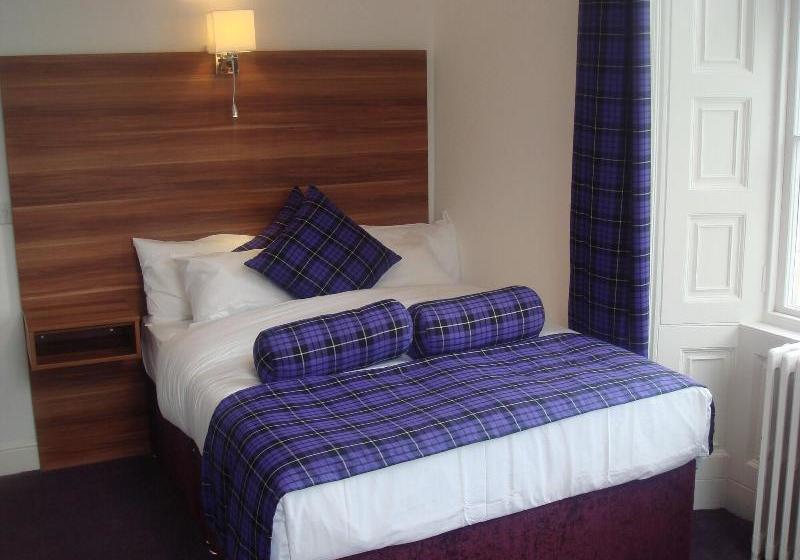Lomond Airport Hotel