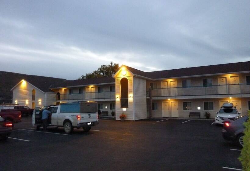 مُتل The Ranchland Inn Kamloops