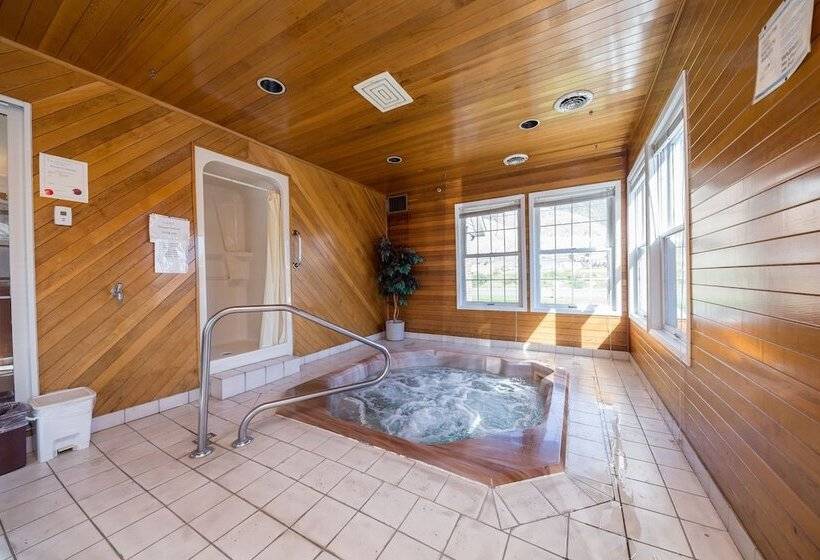 مُتل The Ranchland Inn Kamloops