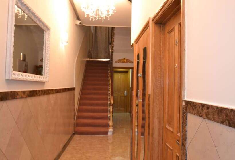 Paddington Apartments