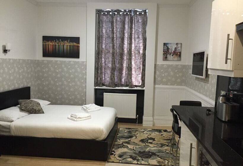 Paddington Apartments