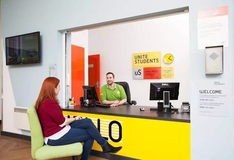 レジデンス Chalmers Street