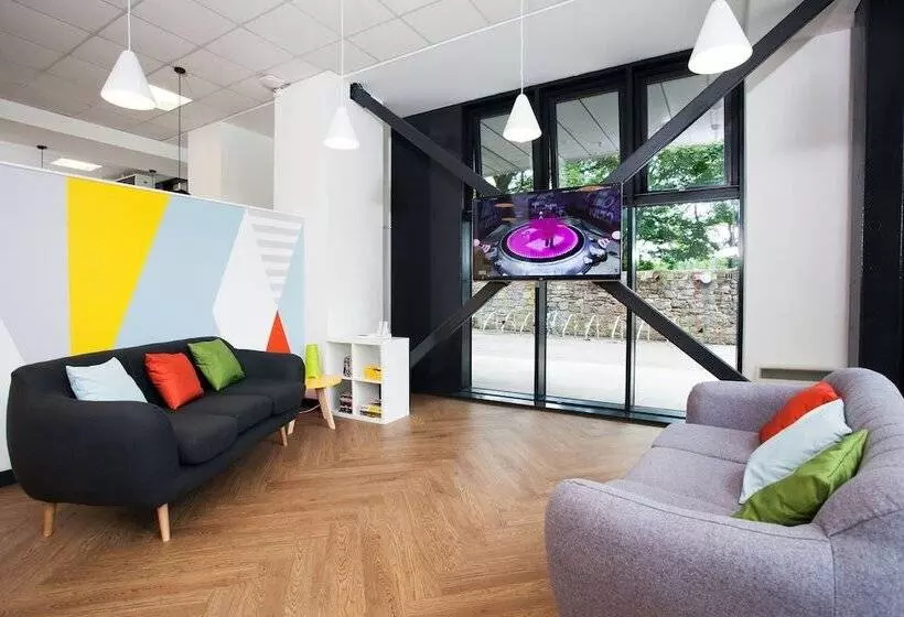 レジデンス Chalmers Street