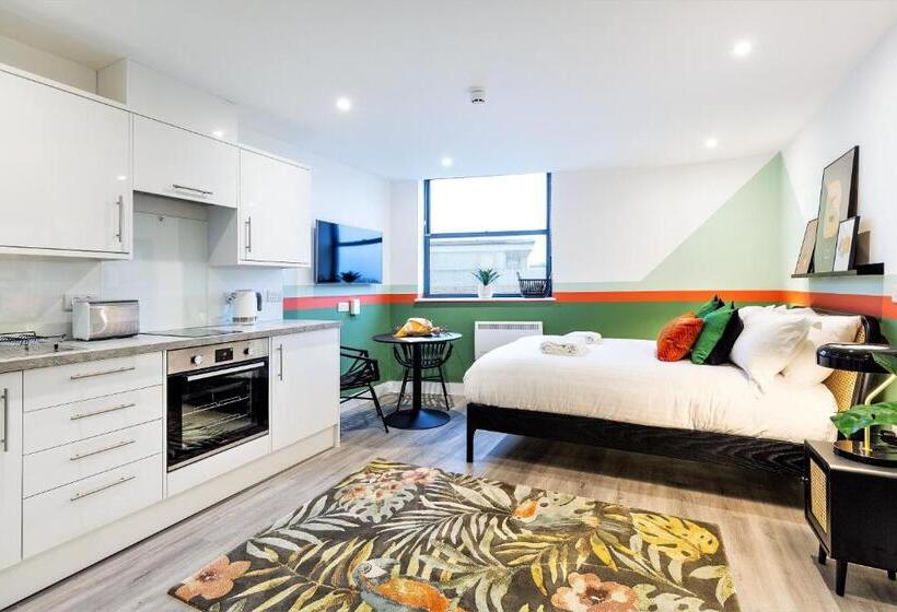 Your Apartment I Clifton Village