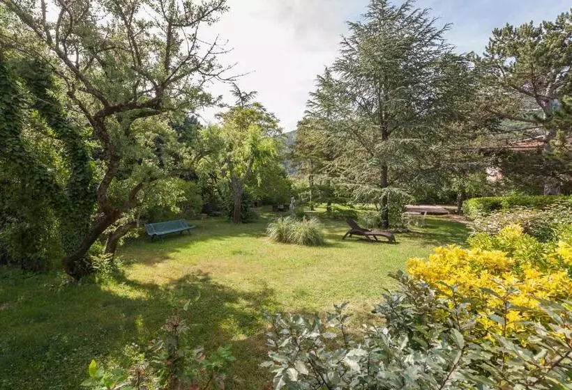 ホテル Lou Pèbre D'aï