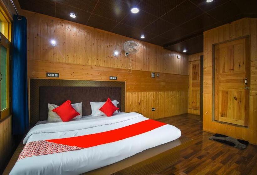 Hotel Oyo 66476  Divine Kashmir