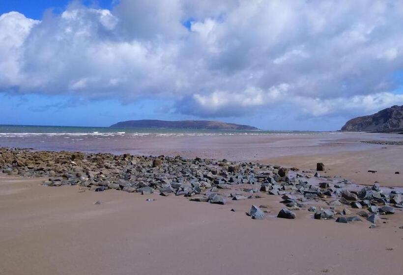 Penmaenmawr Bed & Breakfast