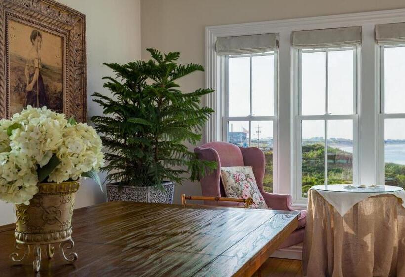 Bed and Breakfast Avonlea