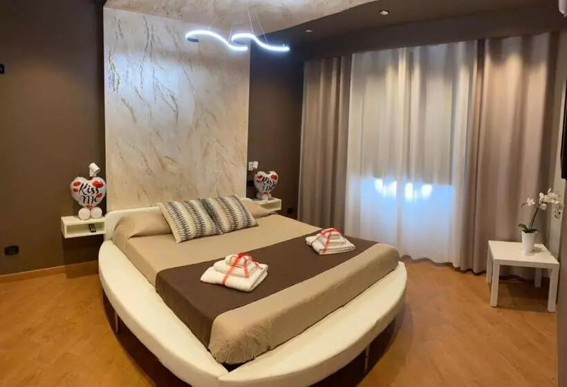 پانسیون Th Luxury Fly