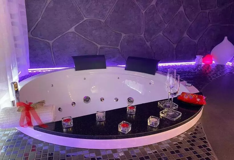 پانسیون Th Luxury Fly