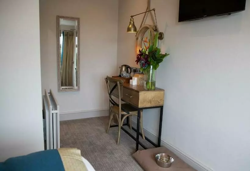 Retkeilymaja Inn On The Shore