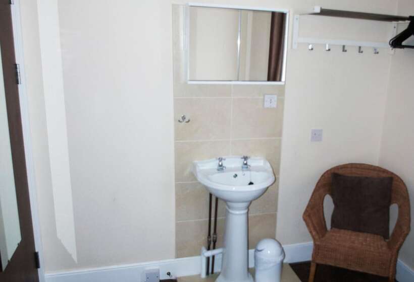 Trevellis Bed And Breakfast