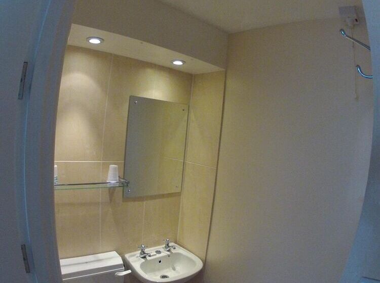 Trevellis Bed And Breakfast