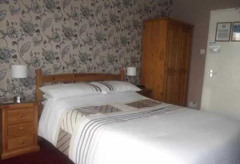 צימר Tudor House