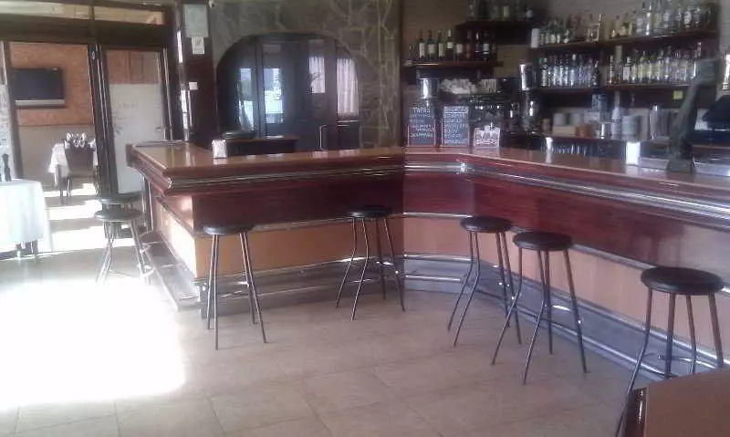 ユースホステル Hostal Restaurante La Florida