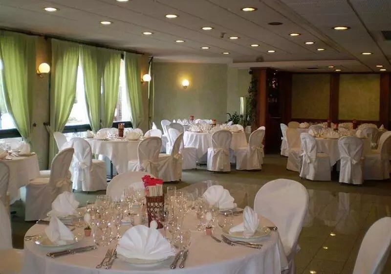 酒店 Albergo Moderno