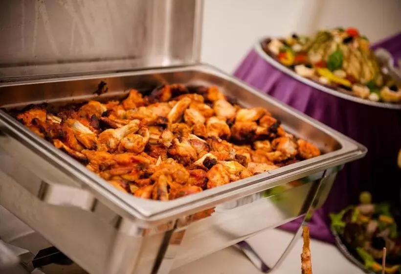 Отель Am Schloss