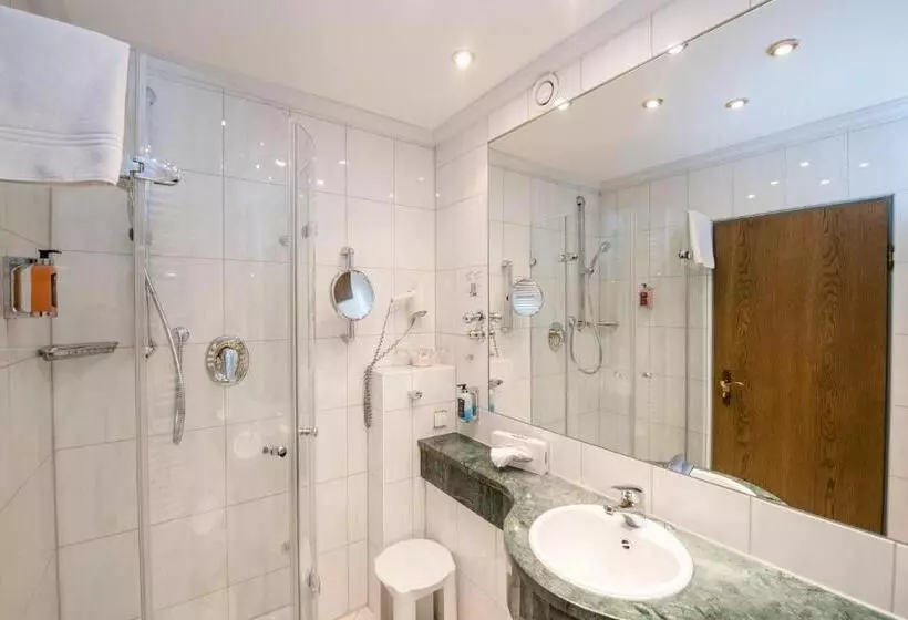 Отель Am Schloss