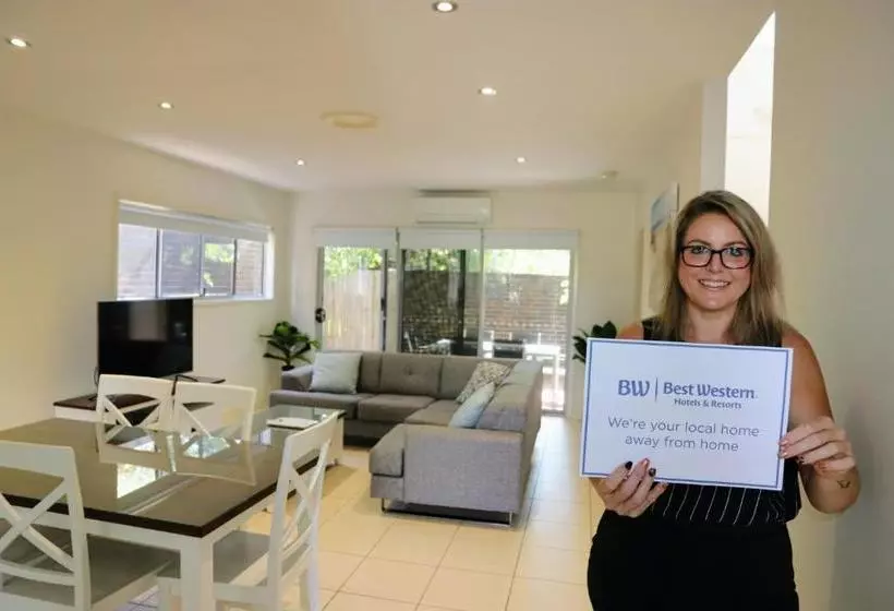 בית מלון כפרי Best Western Plus Quarterdecks Retreat